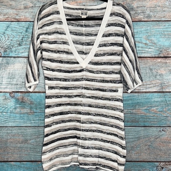 Converse One Star Dress S Striped Pattern Black White Grey Casual V-neck Stretch - Picture 1 of 8